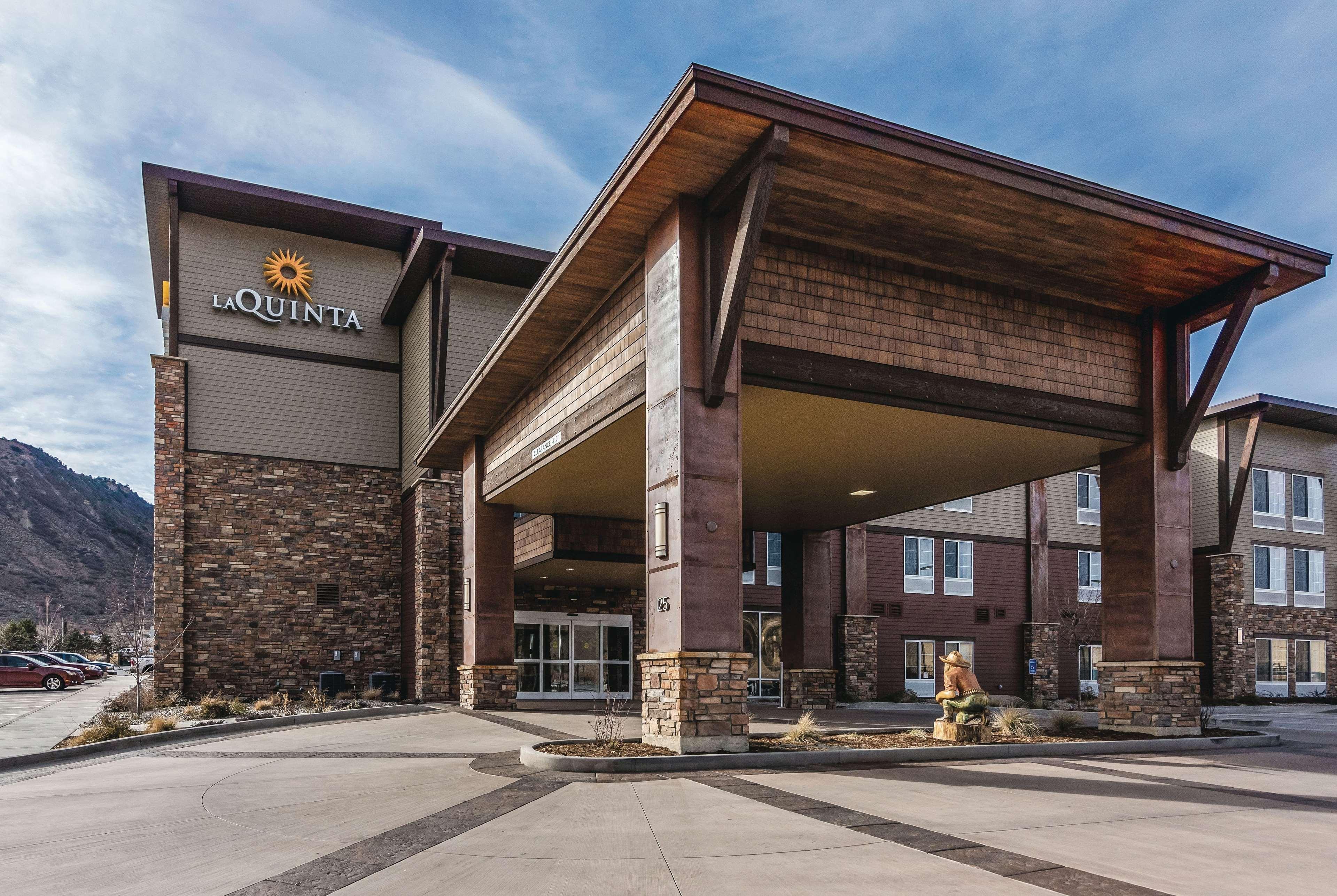 La Quinta By Wyndham Durango Hotel Exterior photo